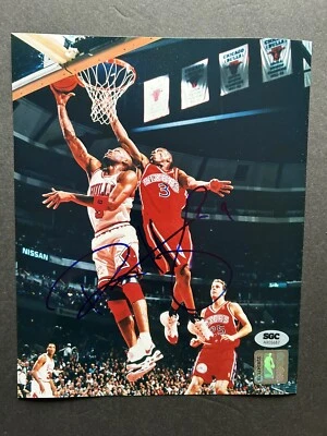 Ron Harper signed.CHI Bulls Auto.SGC Autograph NM+ 5 Time NBA Champ. - Image 1 of 4