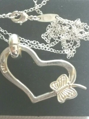 Catenina con pendente a forma di cuore  da donna colore argento - Immagine 1 di 4