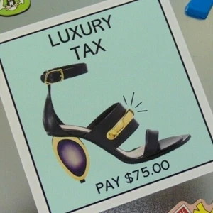 MONOPOLY Board McQueen High Heel Schuhe Fashionista Luxus Steuer Kühlschrankmagnet - Bild 1 von 7