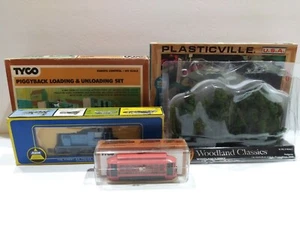 Vtg Tyco, AHM, Plasticville,woodland classics lot. - Picture 1 of 12