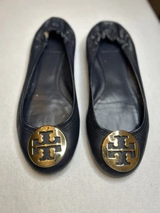 Scarpe mocassini da ballo TORY BURCH donna 7,5M blu navy pelle logo oro - Foto 1 di 10