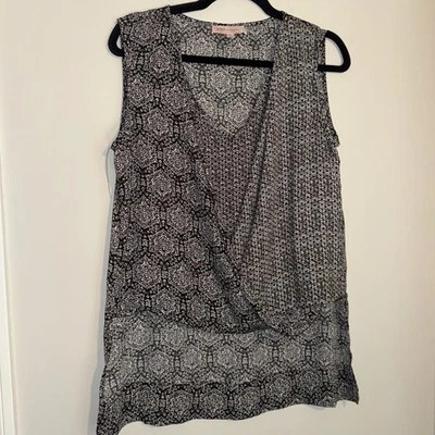 Blusa Top Philosophy Sin Mangas Cuello en V Para Mujer Talla S Negra Patrón Geométrico Foto 1 de 4