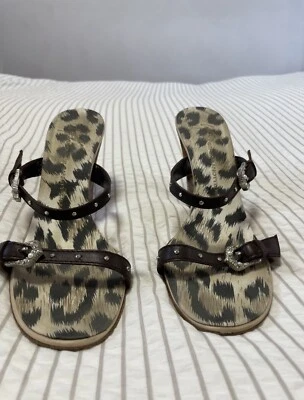 Salto Giuseppe Zanotti com strass feminino tamanho 8.5 - Imagem 1 de 4