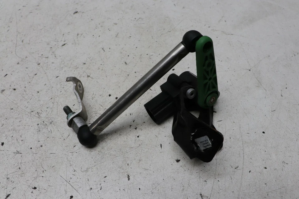 Lamborghini Aventador LP740 19 Headlight Level Sensor Front LHS 470941273A J158 - Image 1 of 1