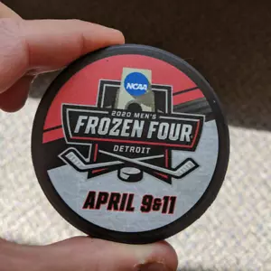 2020 NCAA Frozen Four 4 Event Logo Souvenir Authentic Puck PANDEMIC CANCELED - Picture 1 of 4