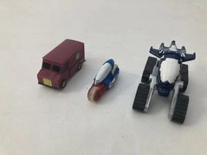 Lot of 3- Vintage Micro Machines- Spider Man Cycle, Jokers Van, Venoms ATV - Picture 1 of 24