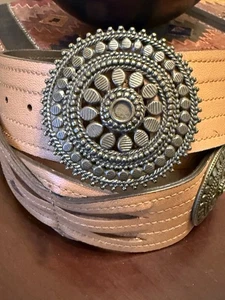 Chico's Womens Belt Tan Antique Bronze 5 Medallion Hook Buckle 40” NWOT - Picture 1 of 8