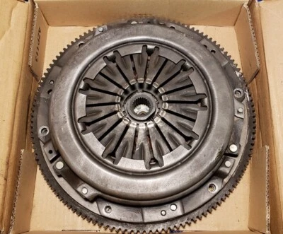 Volante, placa de presión y disco de embrague OEM para Subaru Impreza Forester 1999-2003 Foto 1 de 4