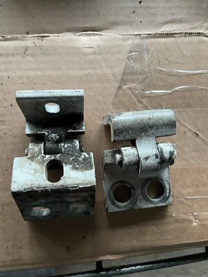 BISAGRAS PUERTA DELANTERA IZQUIERDA VW VOLKSWAGEN T4 TRANSPORTER PASAJERO 7D0831401 Foto 1 de 4