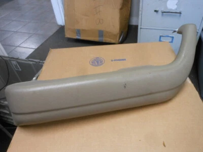 1998 Mercedes Benz W140 S420 S500 Front Left Driver Side Door Arm Rest Panel - Image 1 of 4