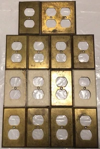 Vintage Lot 14 Messing Steckdosenabdeckung Steckplatten Gold Metall Single Double Kupfer - Bild 1 von 3