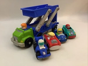 Fisher Price Little People Wheelies Ramp n Go Car Carrier Hauler with 4 Cars - Imagen 1 de 19