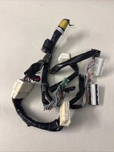 PLUGS FOR 11-13 INFINITI G35 G37 SIEMEN BODY CONTROL MODULE BCM BCU 284B1 1NC5B - Picture 1 of 2