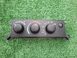 Dodge Ram 06-08 Dakota 05-07 Manual A/C Heater Climate Control AC P55057078 OEM - Picture 1 of 4
