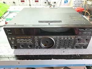 Icom IC-736/738 Chassis con coperchi e frontale - Zdjęcie 1 z 4