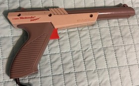 OEM Nintendo Entertainment System NES Gray Zapper Gun Tested Working Duck Hunt