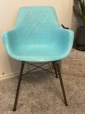 Vintage MCM Mid-Century Plastic Turquoise Aladdin Designer Chair by Sam Avedon - Image 1 of 4