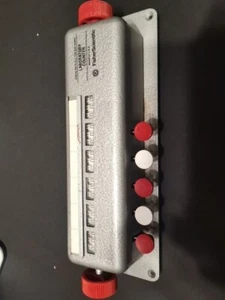 Fisher Scientific Labortheke 5 Kanal gebraucht - Bild 1 von 3