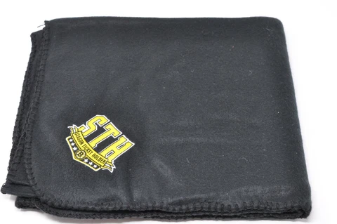 BOSTON BRUINS NHL SEASON TICKET HOLDER BLANKET NEW Cover