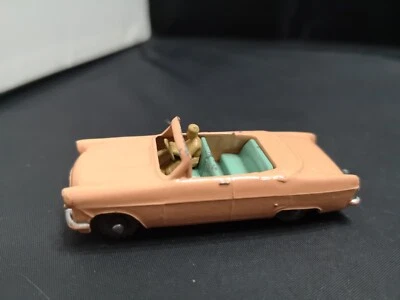 W340-MATCHBOX LESNEY No39A FORD ZODIAC CONVERTIBLE. - Image 1 of 4
