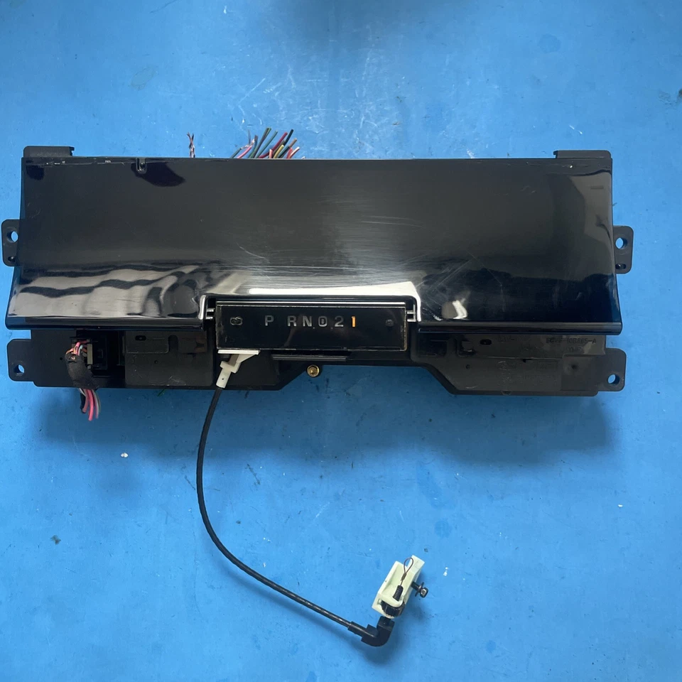 Cuadro de instrumentos velocímetro Lincoln Town Car 1995-1997 61 Foto 1 de 4