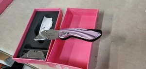 Folding Utility Knife Lightweight Streamline Box Cutter 5 Extra Blades - Purple - Picture 1 of 7