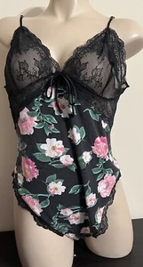 Victoria Secret Tropical Floral Bodysuit-Lace Romper Size XL NWT - Picture 1 of 4