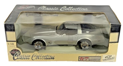 UT 1978 Corvette L-88 2-Tone 25th Anniv. 1:18 Diecast Model Corvette NEW, E9001 - Image 1 of 4