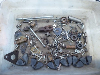 Suzuki GS1000 S13652 1978) miscelánea bicicleta pernos piezas soportes soportes Foto 1 de 4