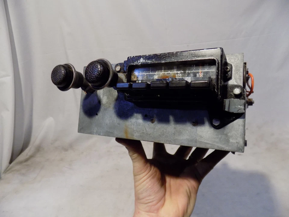 Dodge Charger Roadrunner GTX 1971-74 AM/FM Casette radio estéreo Mopar Super Bee! Foto 1 de 4