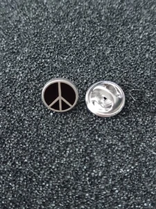 Pin's Pins Pin Enamel D Baba COOL EMBLÈME PACIFISTE "Peace and Love" - Imagen 1 de 5
