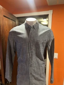 Alternative Men's Shirt In XL - Picture 1 of 2