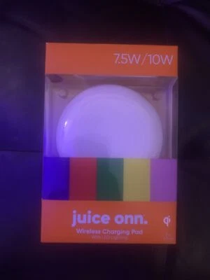 Juice Onn Universal Wireless Cell Phone Charging Pad with LED Lighting, 7.5W/10W - Image 1 of 4