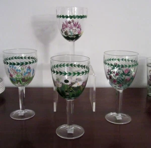 Portmeirion BOTANISCHER GARTEN 18 Unzen handbemalte Becher 4er-Set ~ Ass. Blumenmuster - Bild 1 von 7
