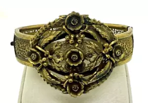 Antico Bracciale Vittoriano a Pinza Riempita in Oro - Disegno Floreale Ornato - Foto 1 di 11