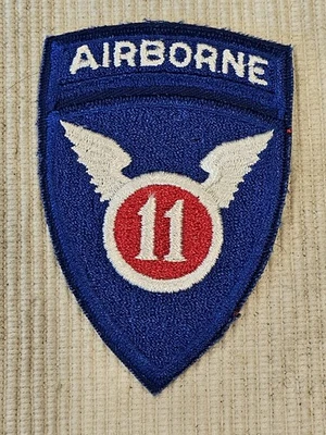 Parche de 11ª División Aerotransportada del Ejército de los Estados Unidos de los años 60 y 70 ¡¡A L@@K!!! Foto 1 de 2