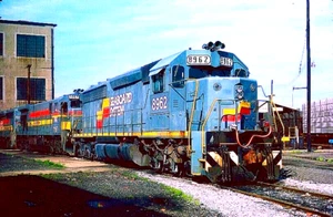 ORIGINAL KODACHROME SLIDE SEABOARD SYSTEM SD45-2 #8962 PORTSMOUTH, VA APRIL 1986 - Picture 1 of 1
