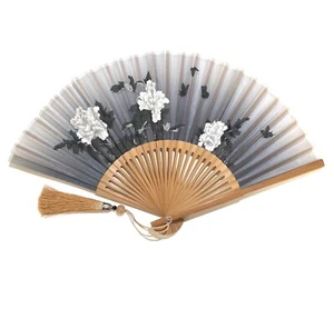 Wang Xing Ji Fan Flowers Birds Design - Picture 1 of 3