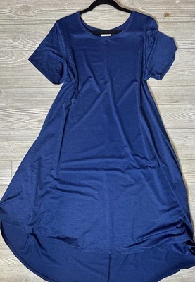 Nuevo con etiquetas Vestido LuLaRoe Grande Carly Azul Marino Brillante Brillo Elegante Vacaciones Foto 1 de 3