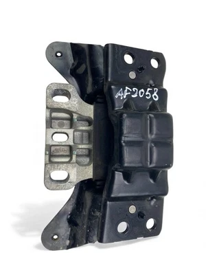 SKODA OCTAVIA III 5E3 2014 Front Engine Mount 5Q0199555R (AF2058) - Image 1 of 4