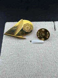 Bendeth Co Gold Sailboat Novelty Pin Military Insignia Sunburst Design US Made - Picture 1 of 3