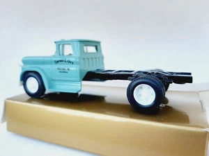 1/43 o scale ERTL 1960 Chevrolet LCF Gerald E.Ort trucking prime mover truck - Picture 1 of 8