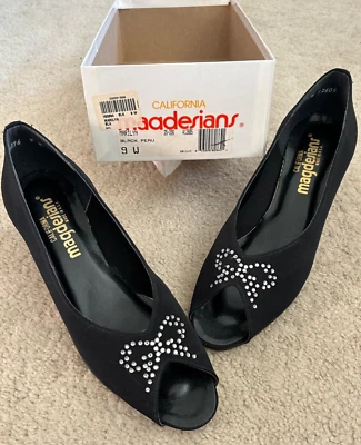 BOMBA MAGDESIANS VINTAGE, PUNTERA ABIERTA, ARCO DE PEDRERÍA, NEGRA, 9 DE ANCHO Foto 1 de 4