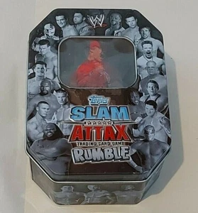 Tarjetas coleccionables Topps WWE Slam Attax Rumble y coleccionistas de metal lata Nuevo y sellado - Imagen 1 de 3