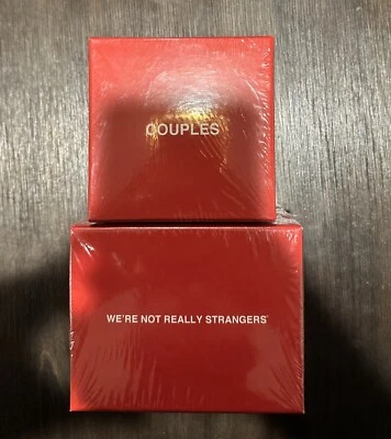 We're Not Really Strangers Juego de Cartas y Juegos de Cartas para Parejas Foto 1 de 2
