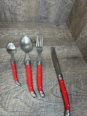 LAGUIOLE ROJO Colores Voladores Acero Inoxidable Francia Cubiertos 4 Piezas Foto 1 de 4
