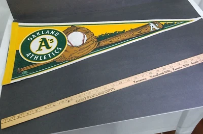 Banderín de colección de los años 90 Oakland Athletics tamaño completo 30" MLB decoración bandera Foto 1 de 4