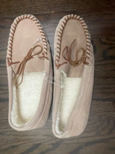 New Ascot Moccasin Scuff Shearling Slipper for Men 9 - Sand - Picture 1 of 4