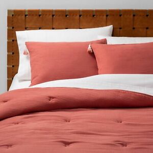 Solid Cotton Gauze Tasseled Comforter Set - Opalhouse Rose Twin XL