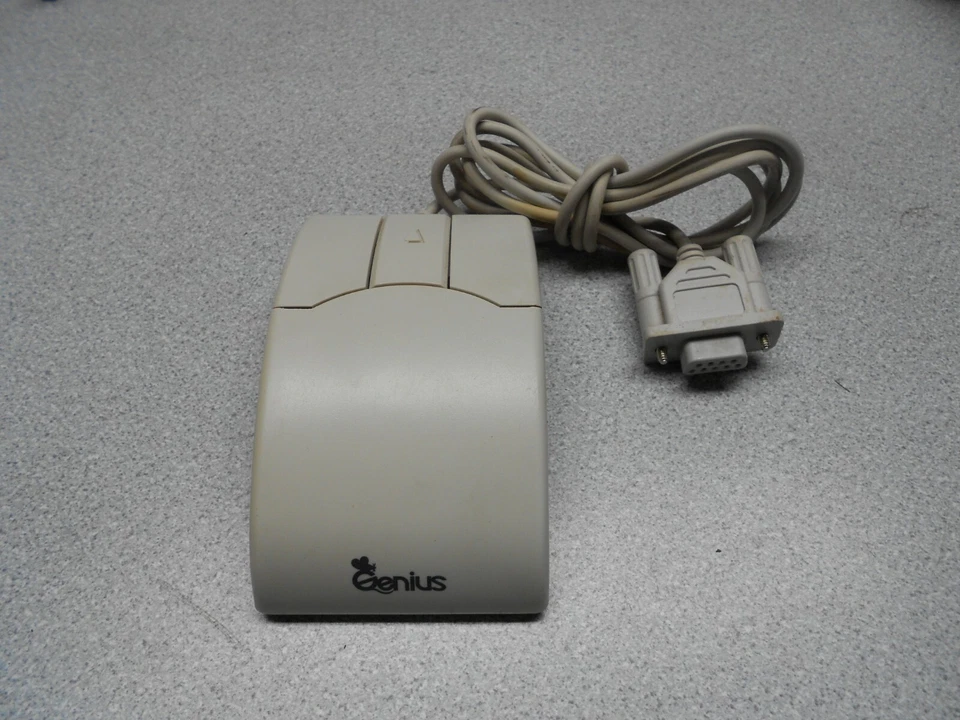 Genius serial mouse, model GM-6000, vintage from 80-90ies - Image 1 of 2
